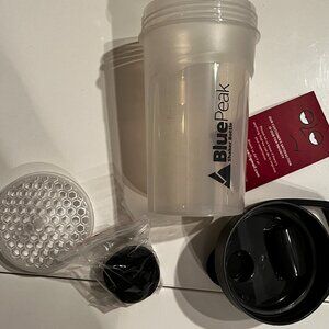 Blue‎ Peak Shaker Bottle